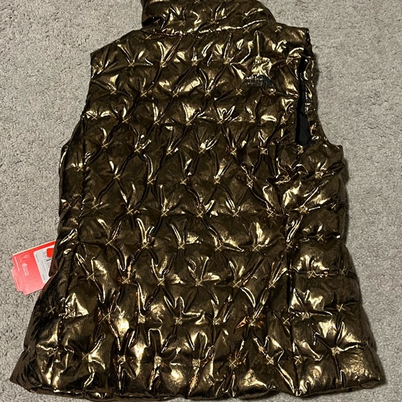 The North Face Hollidown Urban Explorer winter puffer vest women metallic copper - Picture 2 of 13